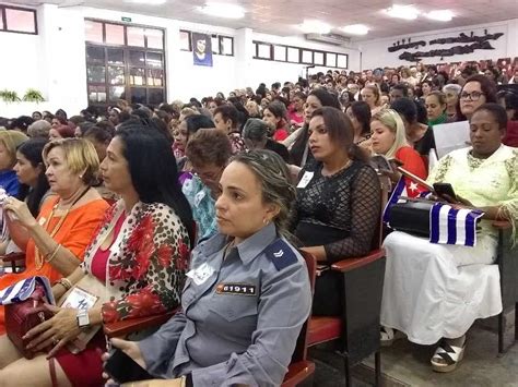 En Villa Clara Asamblea XI Congreso de la Federación de Mujeres