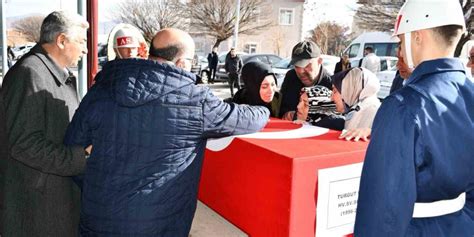 Cinayete Kurban Giden Sözleşmeli Er Son Yolculuğuna Uğurlandı