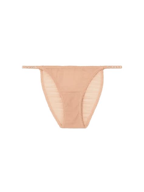 Les 20 marques de lingerie féminine pour tous les budgets à offrir les yeux fermés GQ France