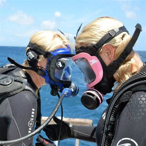 Scuba Diver Girls Diving With OTS Guardian Full Face Masks