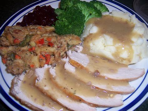 Thanksgiving Dinner Turkey Mashed Potatoes And Gravy Broccoli