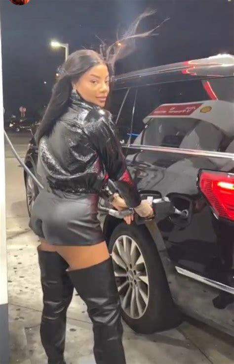 Em Miami Ludmilla Sensualiza Em Posto De Gasolina Ao Som De Beyoncé