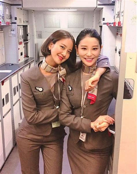 ボード「asiana Airlinesca 빈 주연 여배우」のピン