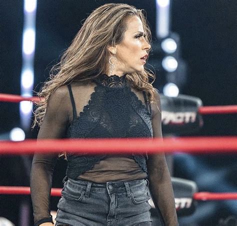 Mickie James Mickie James Mickies How To Wear