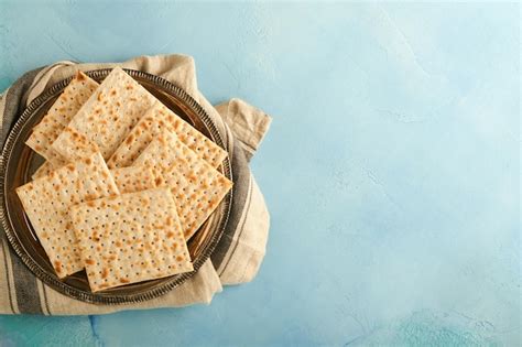 Conceito De Celebra O Da P Scoa Matzah Vermelho Kosher Noz E Primavera