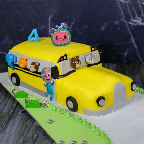 Update more than 72 school bus cake latest - in.daotaonec