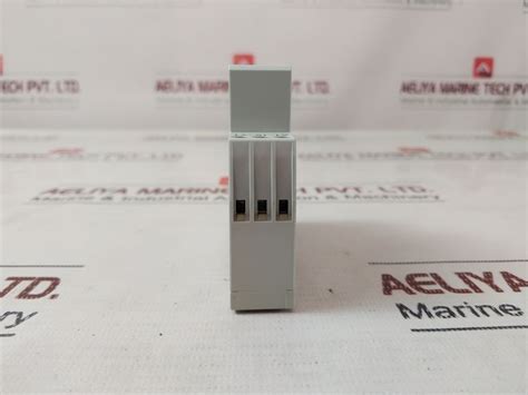 Carlo Gavazzi Dmb51cm24 Multifunction Electronic Timer 24v - Aeliya Marine