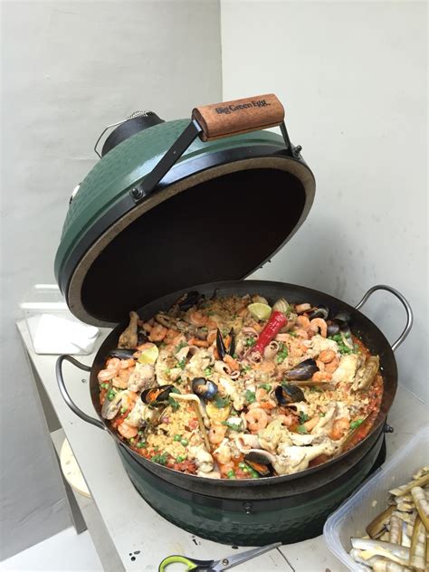 Paella Op De Big Green Egg Eten Koken En Bbq