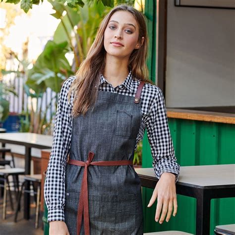 Stylish Restaurant Uniform | Clothing | FASHION, hospitality aprons ...