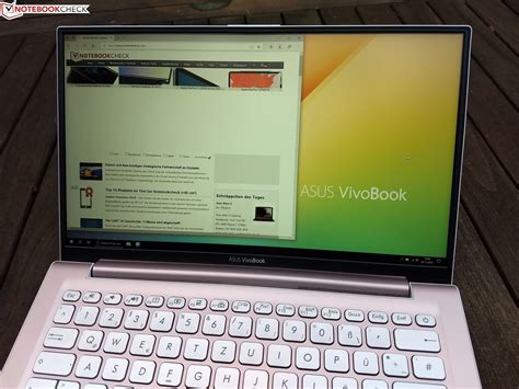 Asus VivoBook S13 S330UA (i7, FHD) Laptop Review - NotebookCheck.net ...