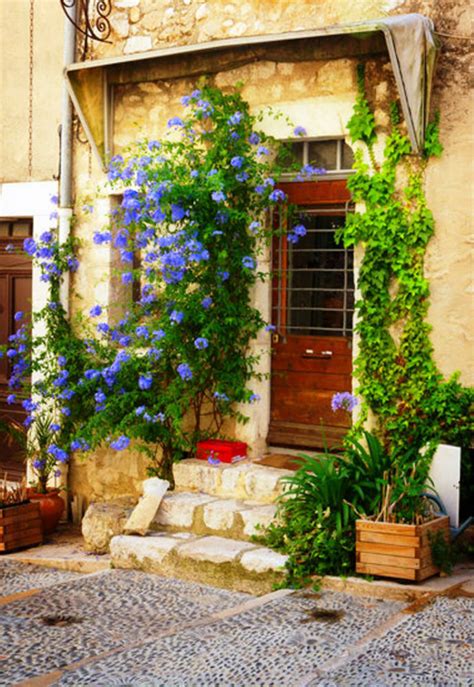 Solve Entrance Provence Jigsaw Puzzle Online With 70 Pieces