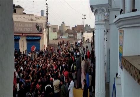 Stones pelted at Nankana Sahib gurdwara in Pakistan