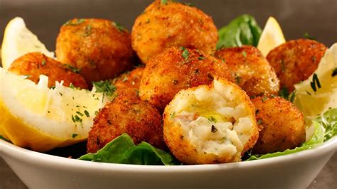 Bolinho De Bacalhau Batata Que Tal Fazer Para O Feriado Vem Ver