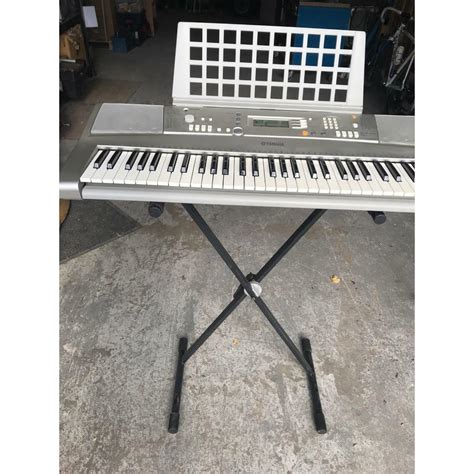 Yamaha PSR-E303 keyboard, stand and carry case | in Stourbridge, West ...