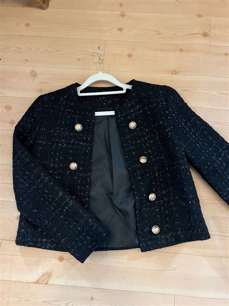 Blazer Med Gullknapper I Chanel Look Finn Torget