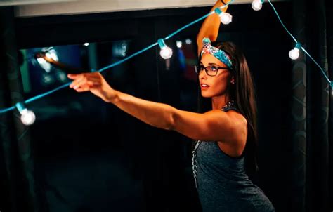 Wallpaper light model pretty brunette pose for mobile and desktop section девушки