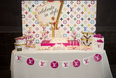 Louis Vuitton Kiss With Style Decoracion Con Dulces Tortas De Cumple Decoracion De Cumpleaños