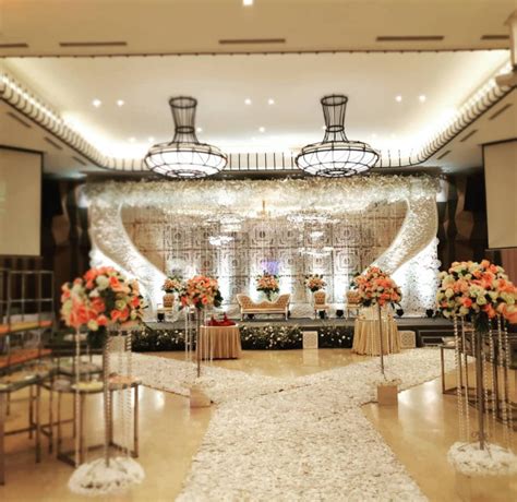 Gold Wedding Package Oena Resto For 200 Pax At Grand Orchardz Hotel