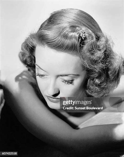 Young Bette Davis Photos and Premium High Res Pictures - Getty Images