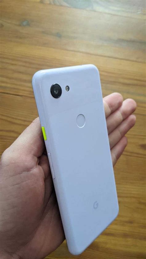 Google Pixel 3A 64 gb новое состояние глянцевое стекло Purple Ish 3