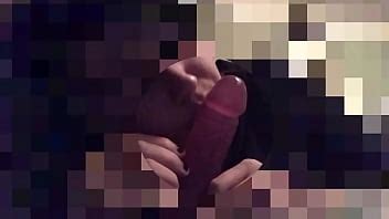 gordito de años chupando su consolador morado XVIDEOS