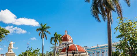 Días feriados en Cuba 2025 - PublicHolidays.la