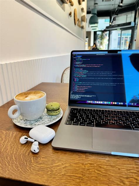 Finding The Best Blend For A Productive Coding Coffee Morning - RYZE Superfoods