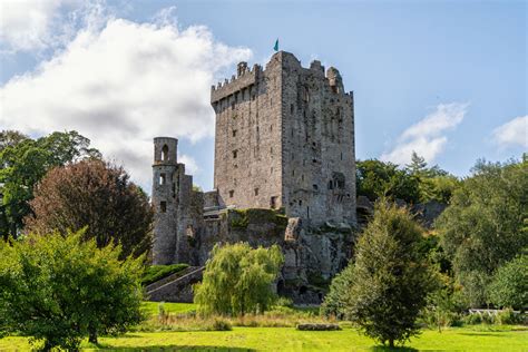 10 Things To Know Before You Kiss The Blarney Stone - Linda On The Run