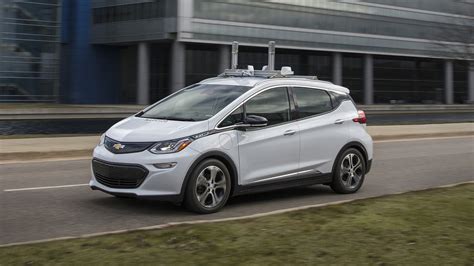 GM to commercialize Cruise AV self-driving car in 2019