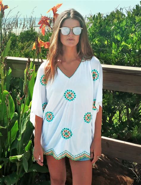 Womens Cabana Life Sardinia Sands Embroidered Tunic Top 50 Uv