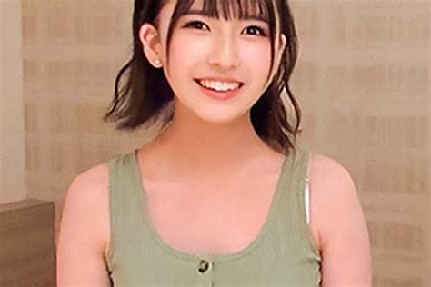 ういか 20 Eカップ巨乳の透明感抜群な素人女子大生をナンパ！肉棒に跨がり杭打ち騎乗位 無料av動画