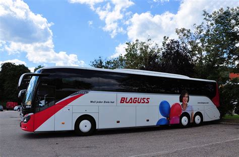 Setra 517 HD Von Blaguss Reisen Aus Wien In Krems Bus Bild De