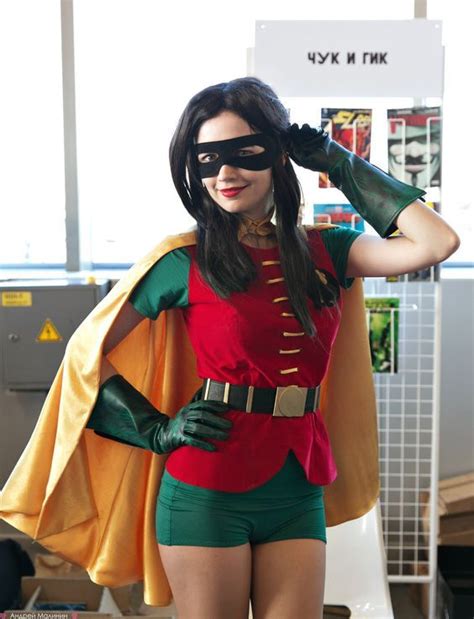 Female Robin Costume