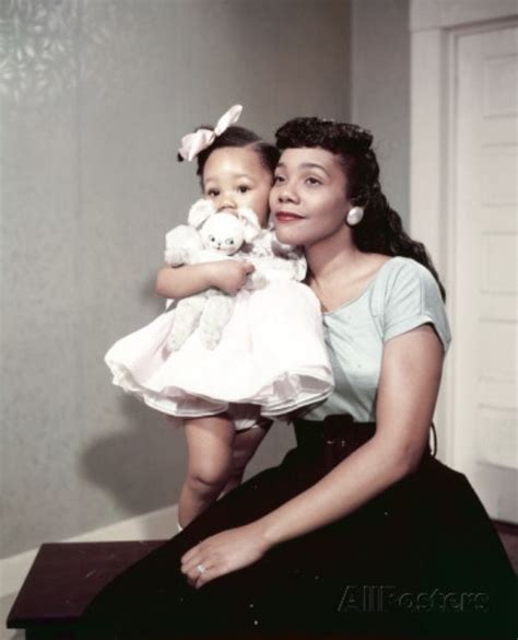 Her Hairstory: Coretta Scott King (1927-2006)