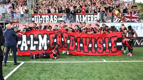 Almere City Schrijft Geschiedenis Met Promotie Naar Eredivisie Emmen