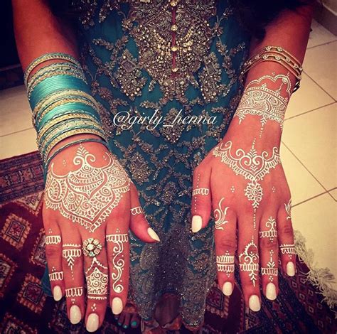 Henna Hand Tattoo Hand Tattoos White Wedding