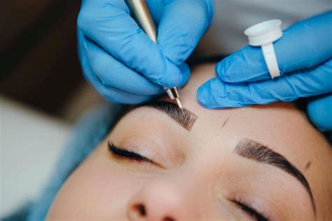 Microblading para cejas qué es cuánto tiempo dura y mucho más