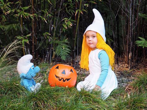 Little Hiccups: Last Minute Halloween DIY: Smurf Costume