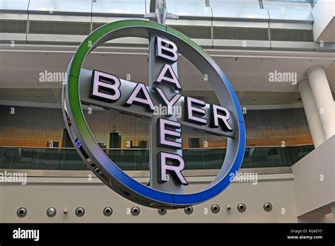 Bayer Logo Hi Res Stock Photography And Images Alamy