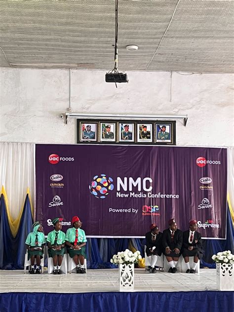 Students Battle Brilliantly at the New Media Conference School Debate