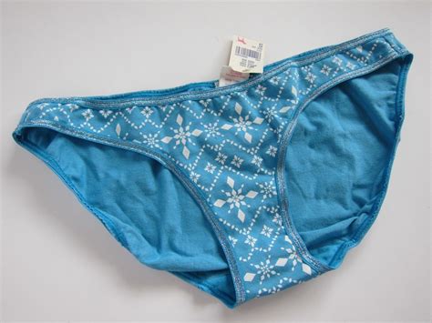 1 NEW Victoria S Secret VTG CLASSIC PINK Low Rise Skinny Bikini Panties SMALL Panties