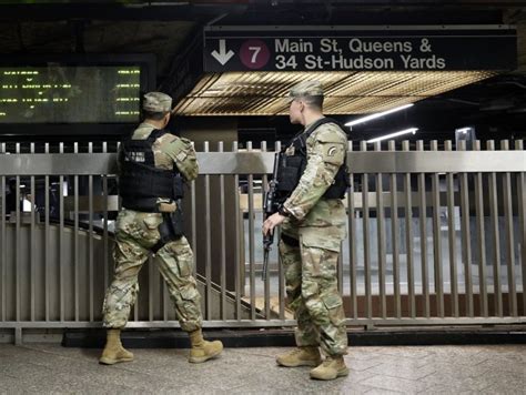 In Photos National Guard Patrols New York City Subways All Photos