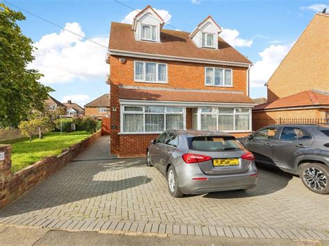 3 Bed Semi Detached House For Sale In Old Ford End Road Bedford Mk40