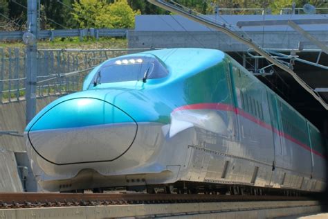 Jr東日本 E5系新幹線電車 はやぶさ E523 2 新函館北斗駅 鉄道フォト・写真 By 中村 昌寛さん レイルラボ Raillab