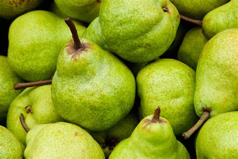 pears juicy full  flavour tasmanian grown