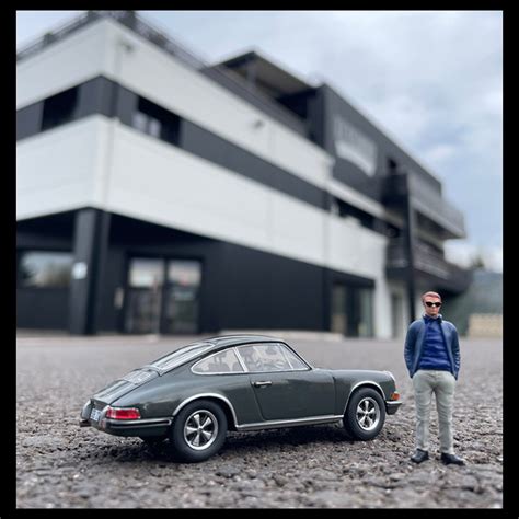 Porsche S With Steve Mcqueen Figure Le Mans Movie Slate Gray