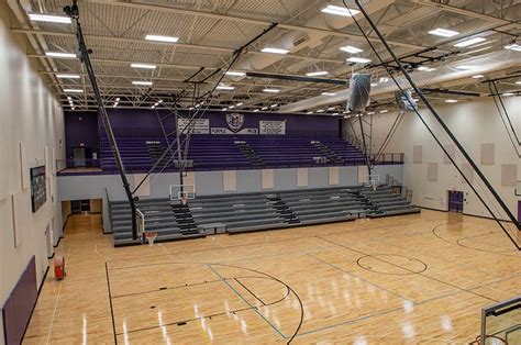 Manzano High School gym in Albuquerque, New Mexico with telescopic ...