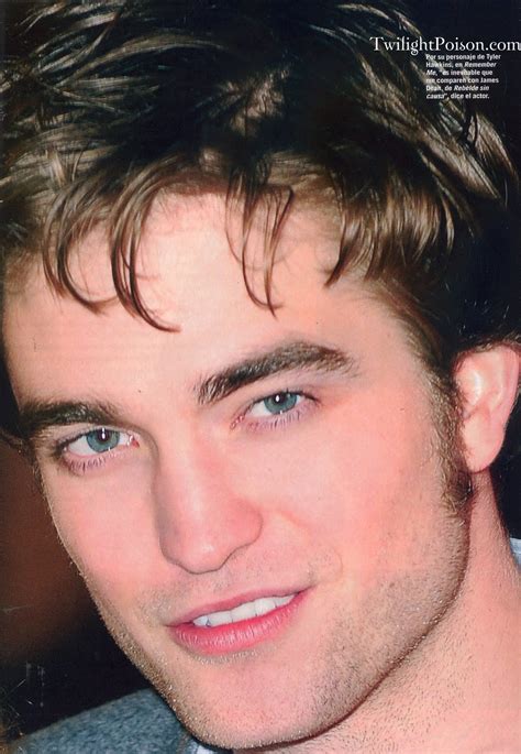 Robert Pattinson en la revista Vanidades México Scans