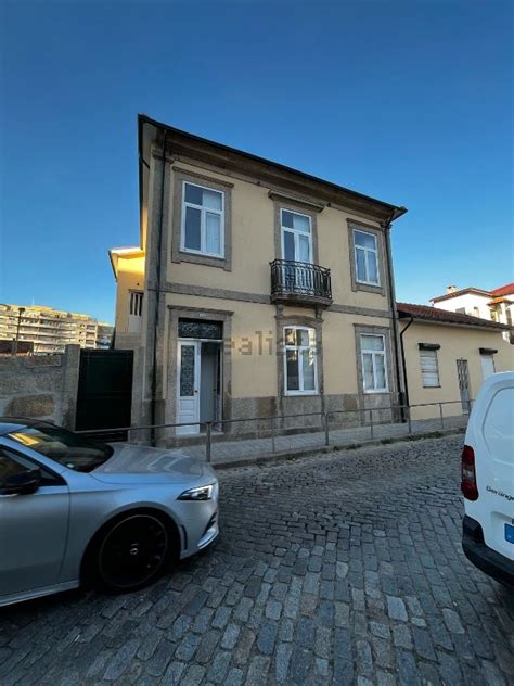 Arrendamento De Apartamento T Na Rua Doutor J Lio De Matos Areosa