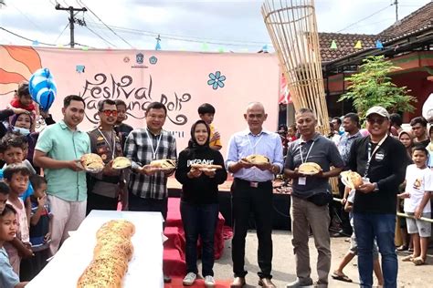 Lumajang Sudah Resmi Memiliki Kampung Roti Di Banjarwaru Bisa Menjadi